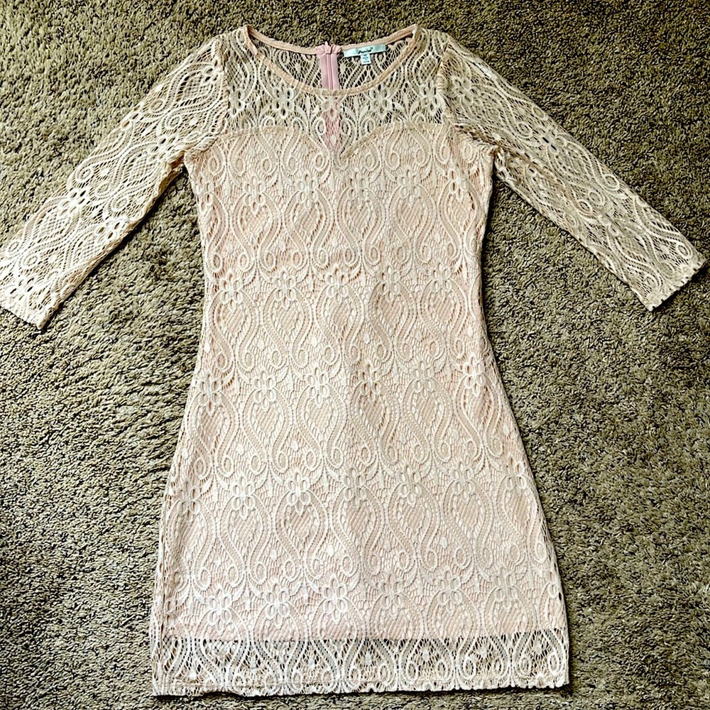 Papaya Junior Lace Dress Size M